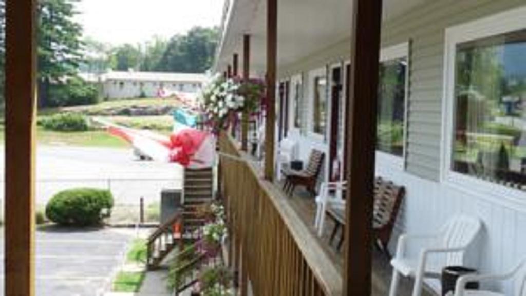 Legacy Inn & Suites Of Lake George Exterior foto